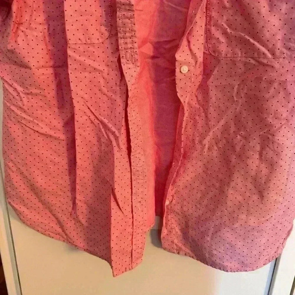 TOMMY HILFIGER pink polka dot button down - Picture 6 of 7